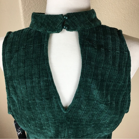 Lulu's NWT Green Sleeveless Velvet Maxi High Neck Open Back Dress XL - Picture 6 of 10